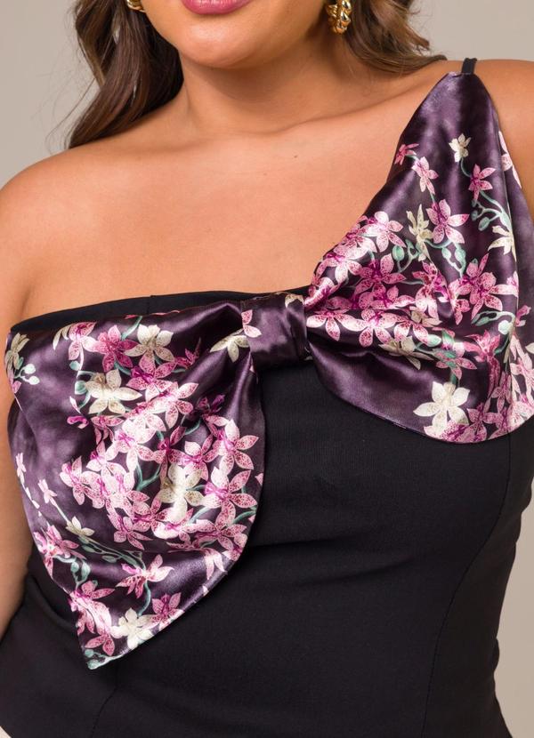 Cess - Blusa em Tecido Sarjado com Laço Ansellia Preto 5