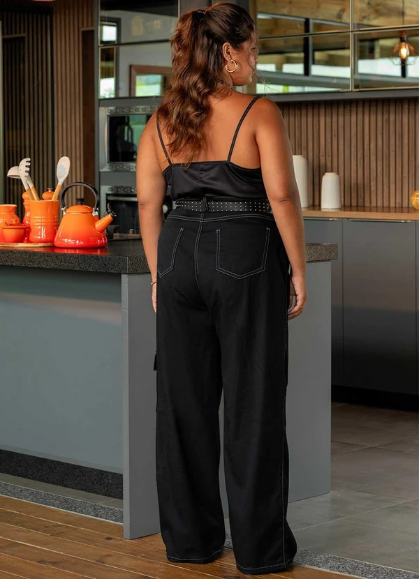 Marguerite - Blusa Preta em Cirrê