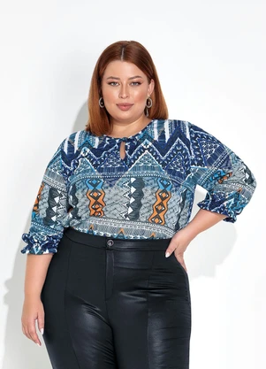 Blusa Étnica Azul Amarração no Decote Plus Size Marguerite