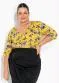 Marguerite - Blusa Pink Transpassada Plus Size - variação: Floral Amarela
