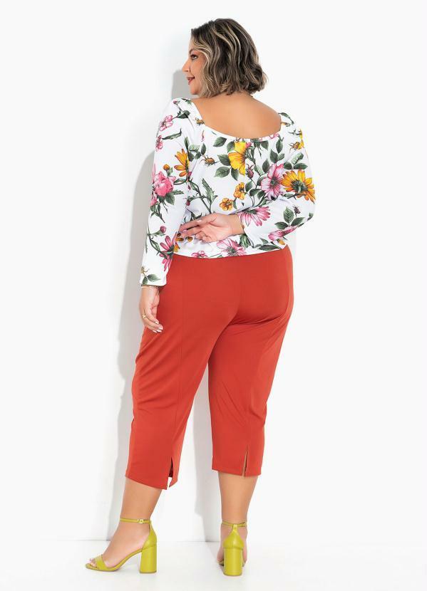 Marguerite - Blusa Floral Branca Babado no Decote Plus Size 1