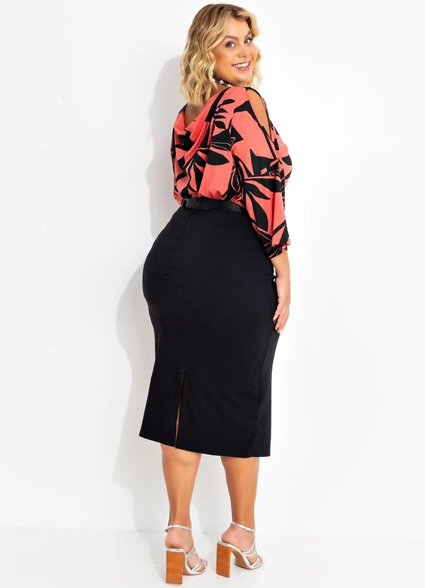 Marguerite - Blusa Floral Geométrica em Malha de Viscose 4