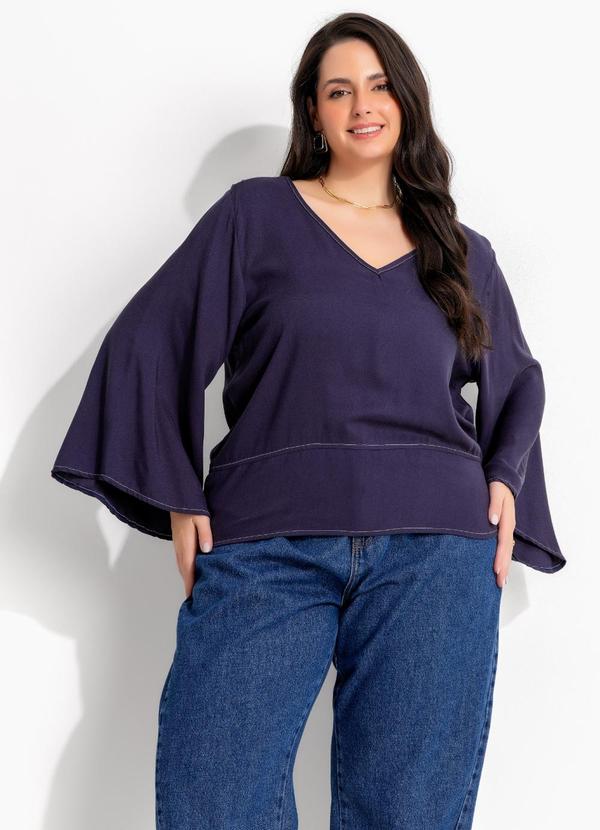 Blusa Marinho em Tecido de Viscose Sarjada e Costura Contrastante