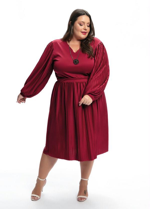 Outlet - Blusa Plus Size Bordo com Mangas Plissadas 6