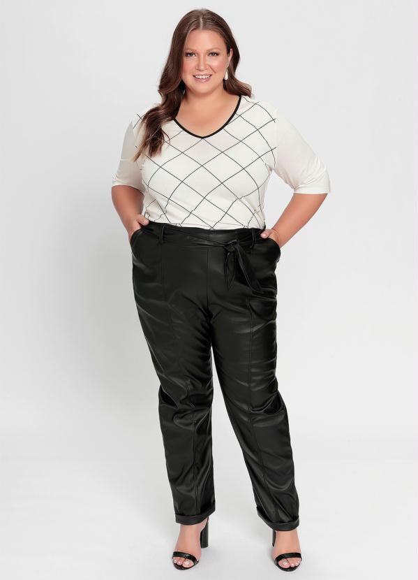 Outlet - Blusa Plus Size Off White com Detalhes em Preto 2
