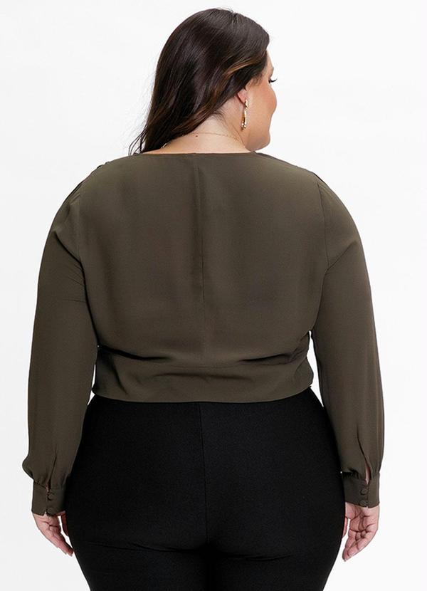 Outlet - Blusa Plus Size Verde Militar com Botões 3