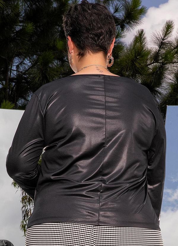 Marguerite - Blusa Preta em Malha Cirrê 2