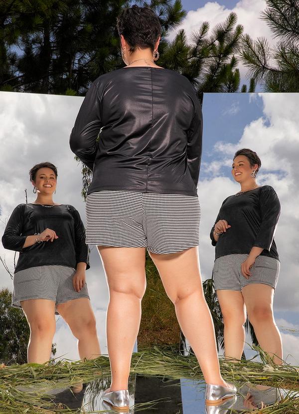 Marguerite - Blusa Preta em Malha Cirrê 4