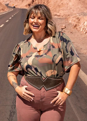 Marguerite - Blusa Abstrato Camuflado em Malha com Elastano - MARGUERITE