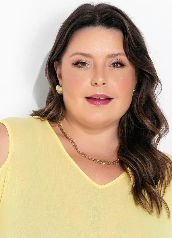 Marguerite - Blusa Amarela com Ombros Vazados Plus Seze