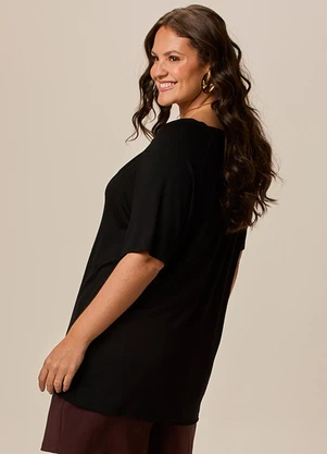 Malwee - Blusa Ampla com Pregas Plus Preto - MALWEE