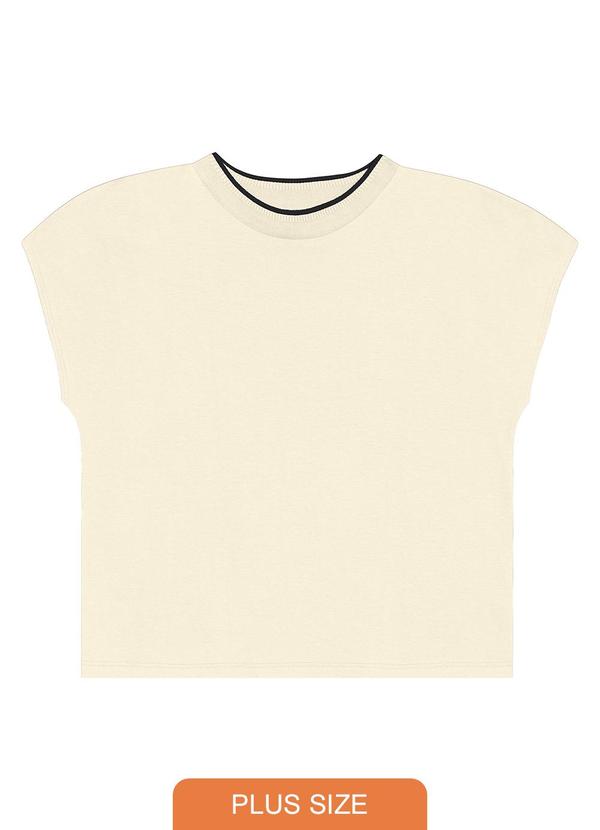 Malwee - Blusa Ampla em Moletinho Plus Off White 1