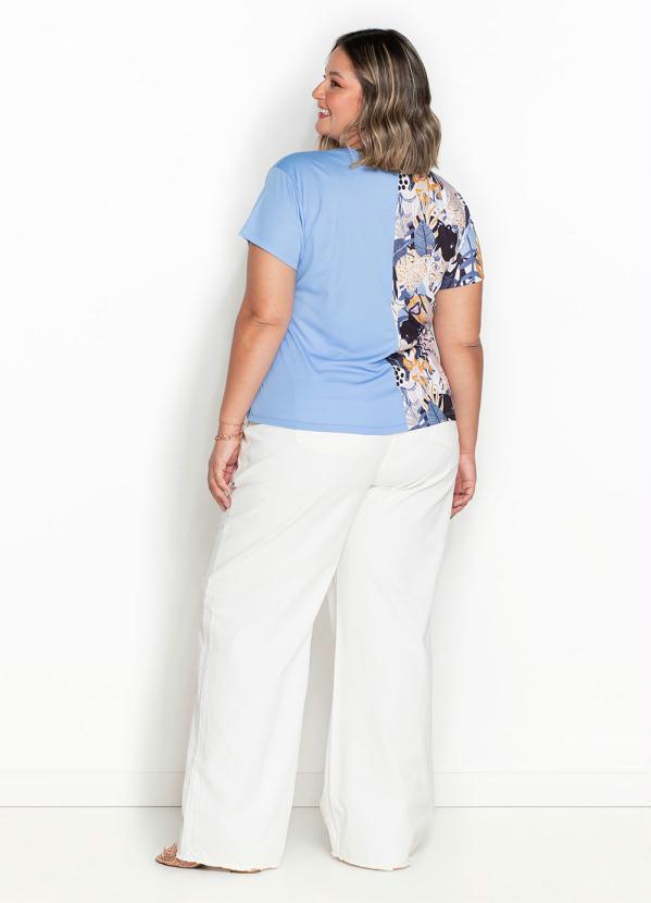 Outlet - Blusa Azul Clara com Torção Plus Size 1