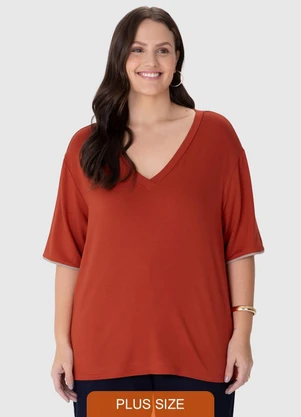 Malwee - Blusa Básica em Moletinho Plus Terracota - MALWEE