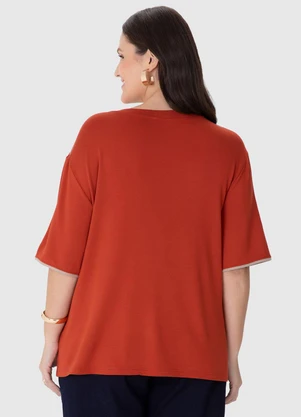 Malwee - Blusa Básica em Moletinho Plus Terracota - MALWEE