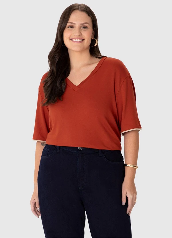 Malwee - Blusa Básica em Moletinho Plus Terracota 4