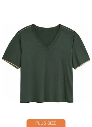 Malwee - Blusa Básica em Moletinho Plus Verde Militar - MALWEE