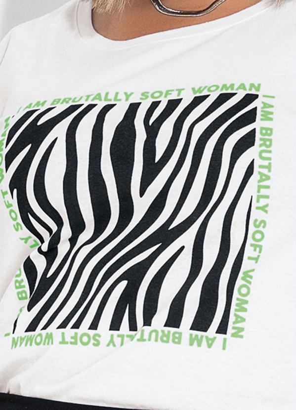 Marguerite - Blusa Branca com Estampa Localizada Plus Size 3