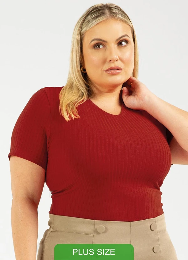 Cativa - Blusa Canelada Básica Plus Size Vermelho