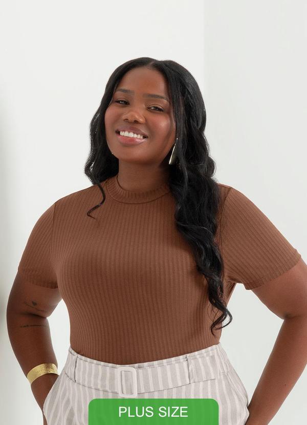 Cativa - Blusa Canelada de Gola Alta Marrom