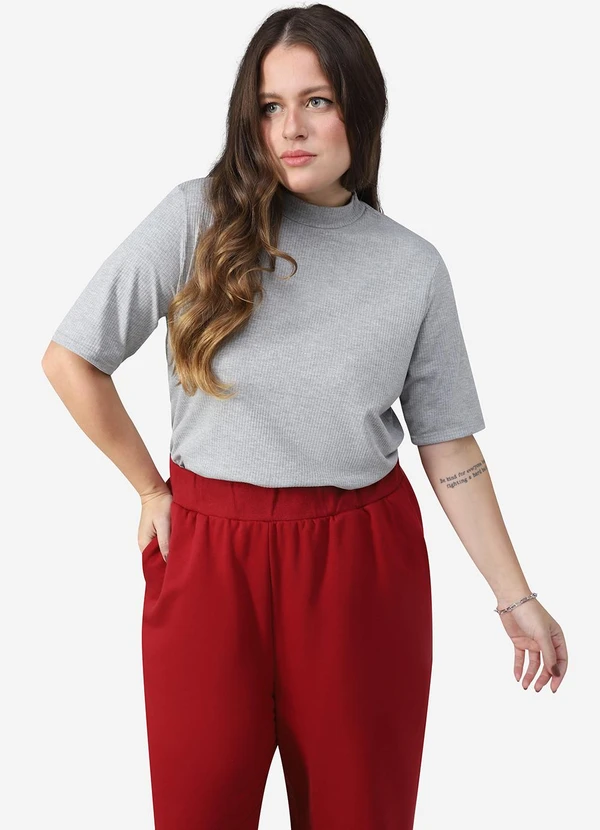 Basicamente - Blusa Canelada Gola Alta Plus Mescla Claro 2