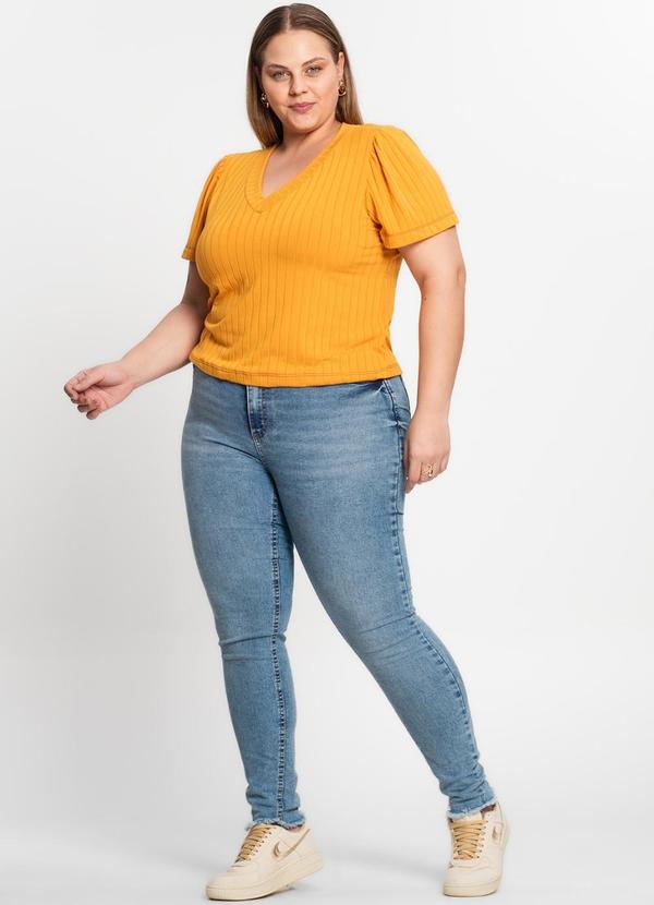 Infinita Cor - Blusa Canelada Plus Infinita Cor Amarelo 3