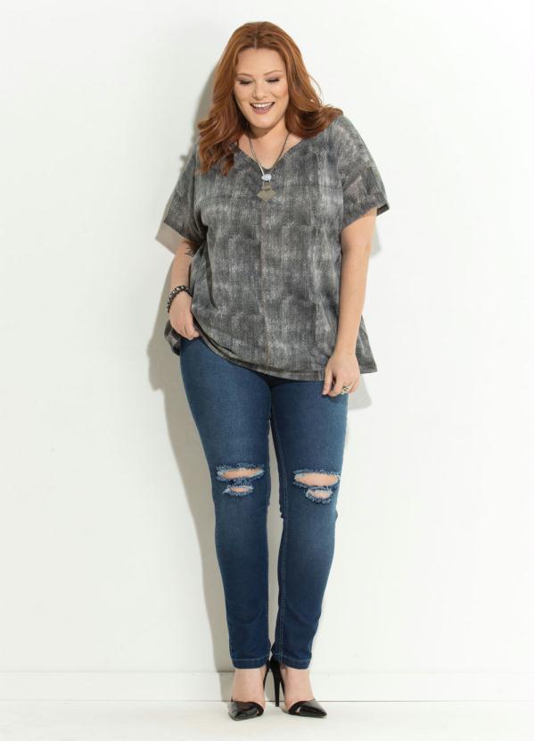 Quintess - Blusa Cinza Soltinha com Decote V 3