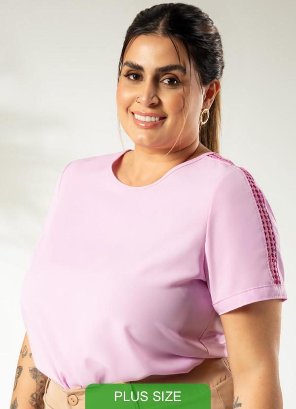 Cativa - Blusa com Bordado na Manga Rosa