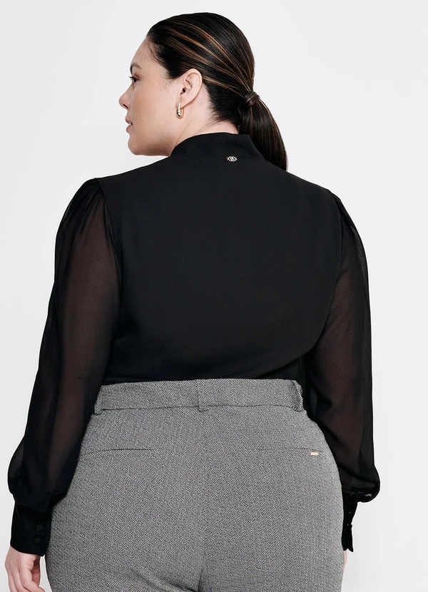 Principessa - Blusa de Crepe com Laço Plus Size Isabele Preta 2