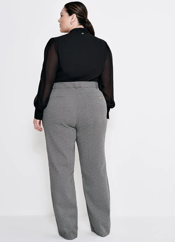 Principessa - Blusa de Crepe com Laço Plus Size Isabele Preta 4