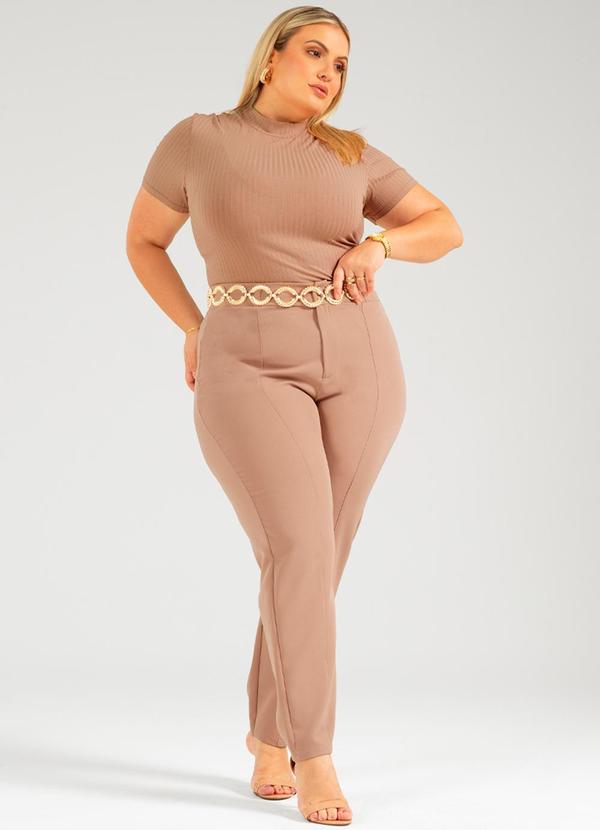 Cativa - Blusa de Manga Curta Canelada Marrom 2