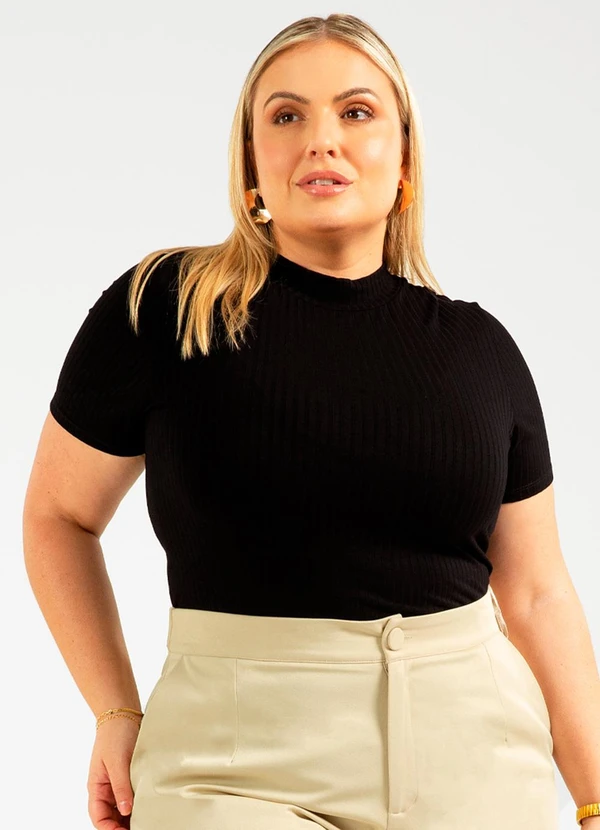 Cativa - Blusa de Manga Curta Canelada Preto