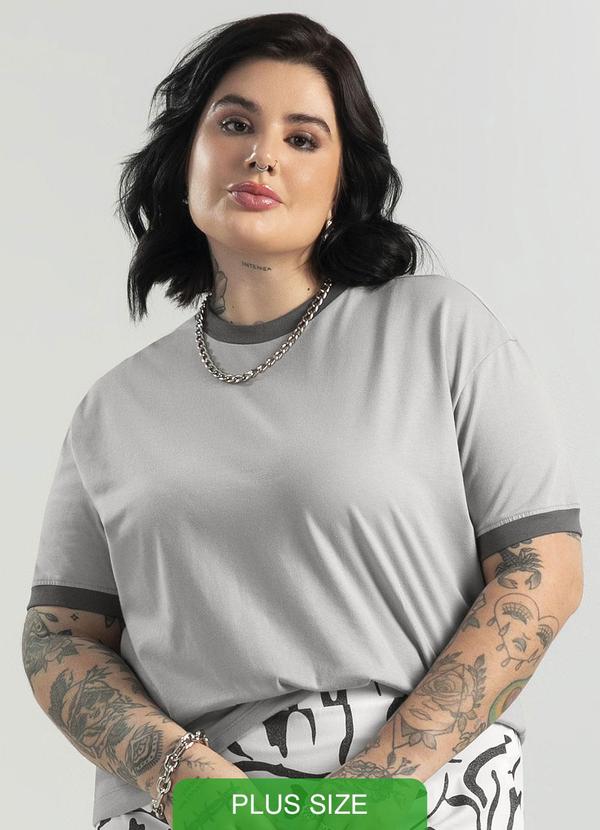 Cativa - Blusa Design Básico Plus Size Cinza