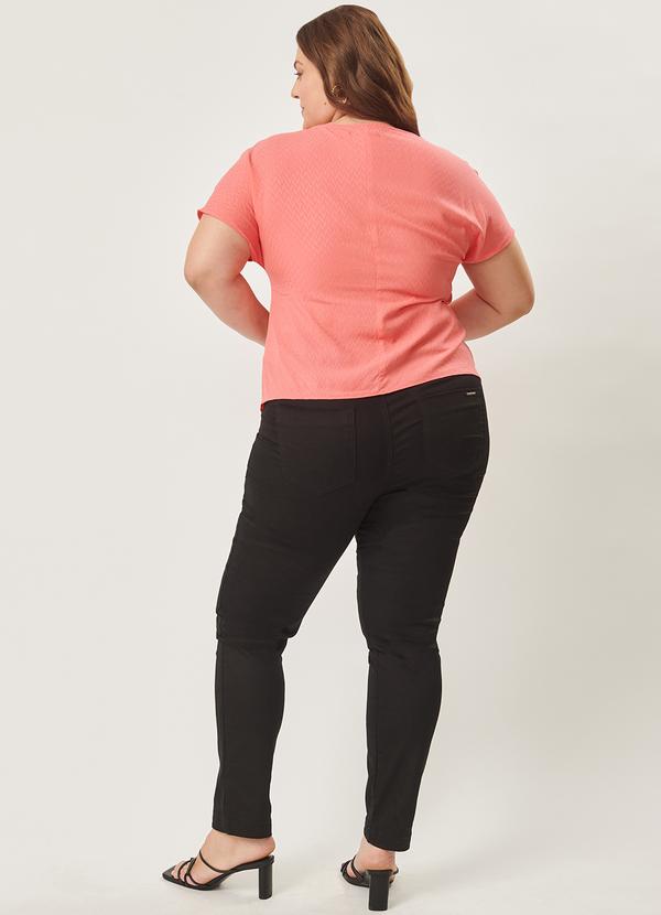Lisamour - Blusa em Tecido Plano Rosa 4