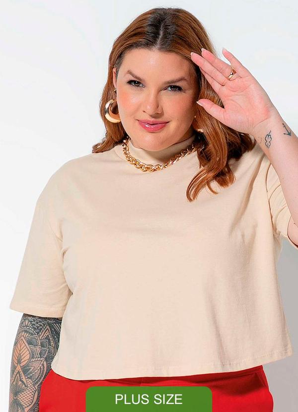 Cativa Plus Size - Blusa Feminina Plus Básica Bege
