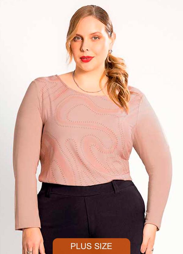 Habana - Blusa Feminina Plus Size Aconchegante Marrom