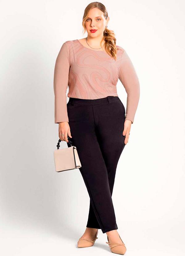 Habana - Blusa Feminina Plus Size Aconchegante Marrom 2