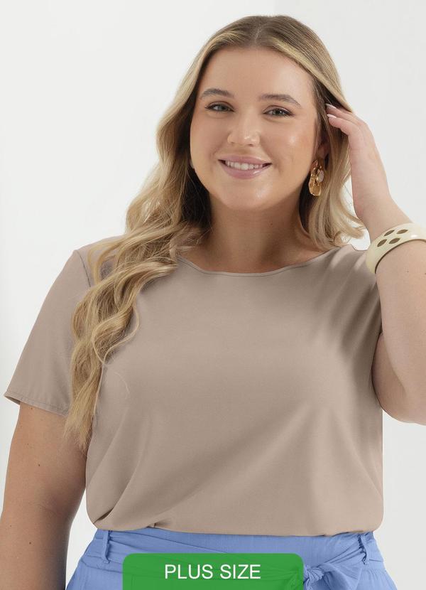 Cativa - Blusa Feminina Plus Size Básica Bege