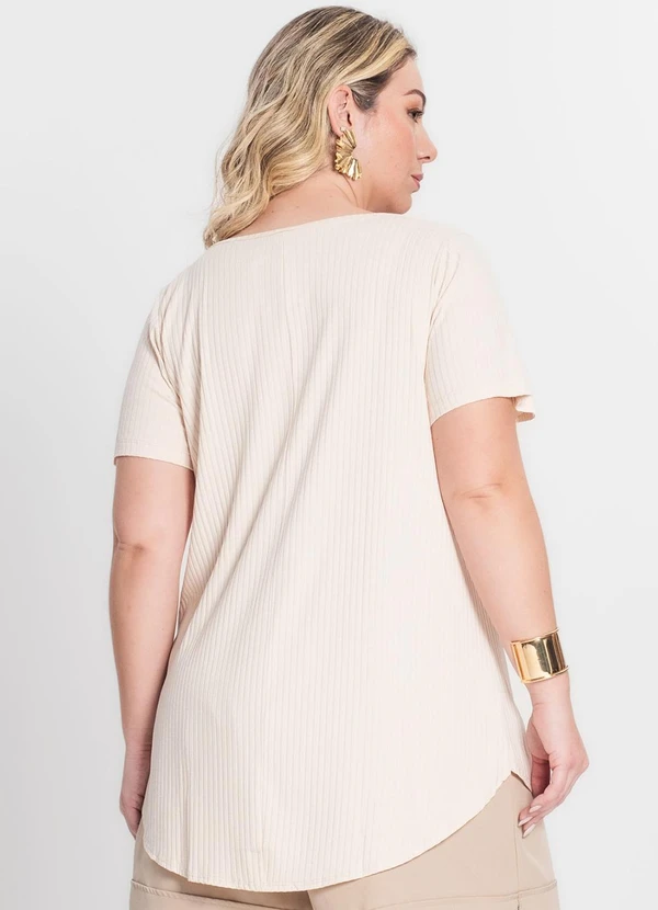 Infinita Cor - Blusa Feminina Plus Size Bege