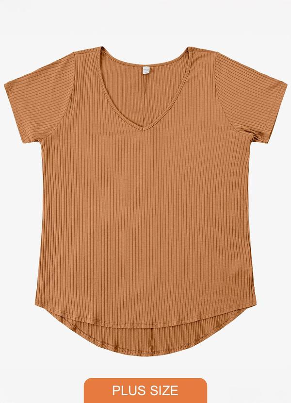 Infinita Cor - Blusa Feminina Plus Size da Bege