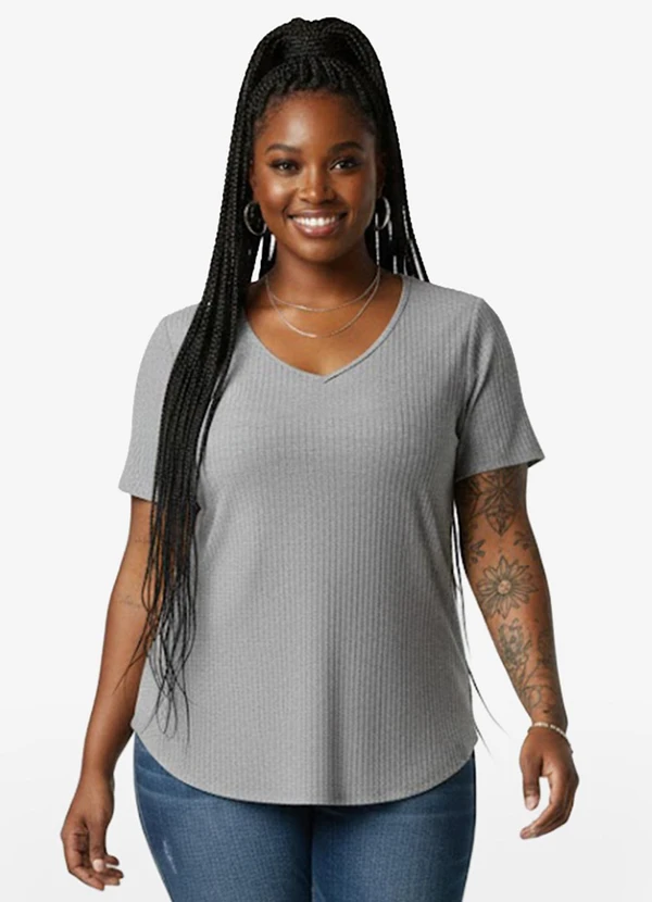 Infinita Cor - Blusa Feminina Plus Size da Cinza