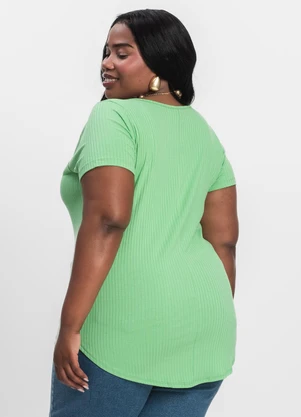 Infinita Cor - Blusa Feminina Plus Size da Verde - INFINITA COR