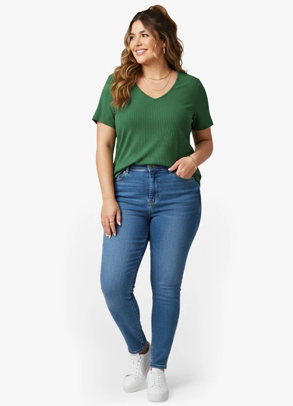Infinita Cor - Blusa Feminina Plus Size da Verde 3