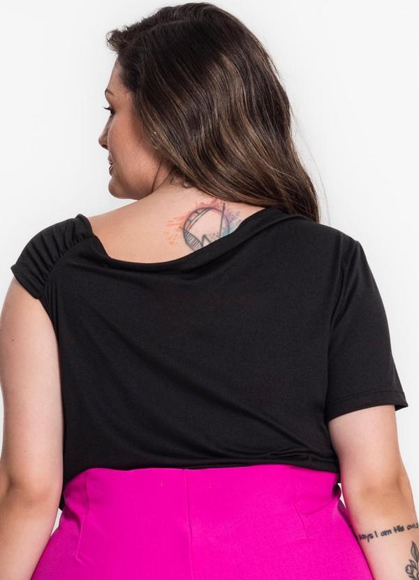 Secret Glam - Blusa Feminina Plus Size em Malha Soft Preto 2