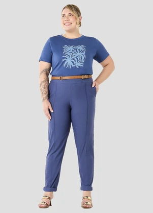 Cereja Rosa - Blusa Feminina Plus Size em Meia Malha Azul - CEREJA ROSA