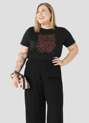 Cereja Rosa - Blusa Feminina Plus Size em Meia Malha Preto - CEREJA ROSA