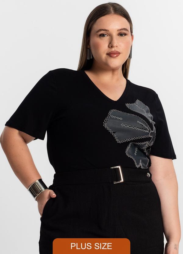 Secret Glam - Blusa Feminina Plus Size Manga Evasê Preto