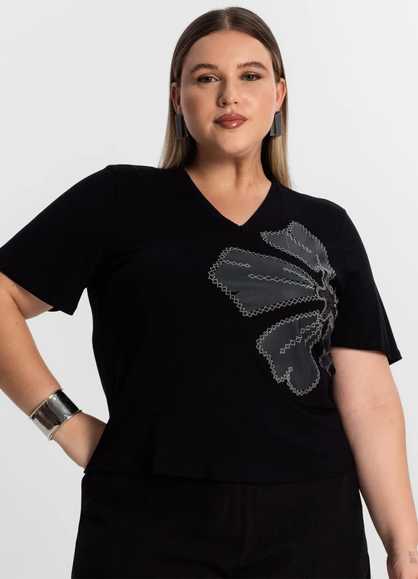 Secret Glam - Blusa Feminina Plus Size Manga Evasê Preto 4