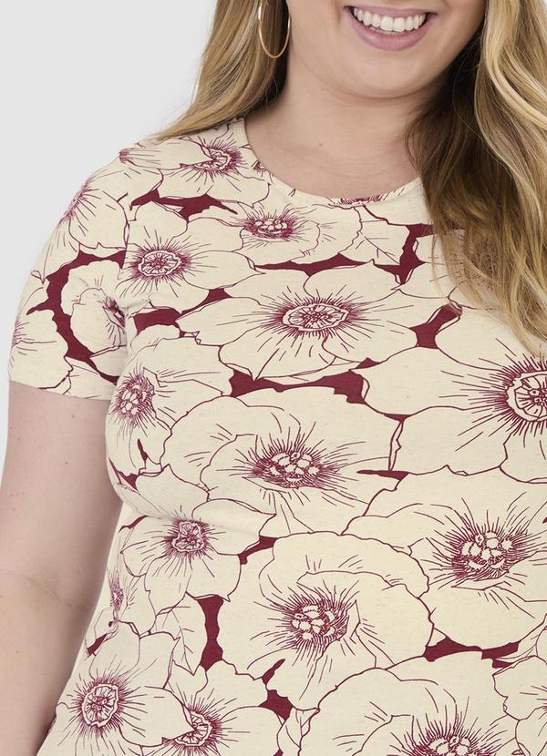 Malwee - Blusa Floral em Viscolinho Plus Vermelho 4