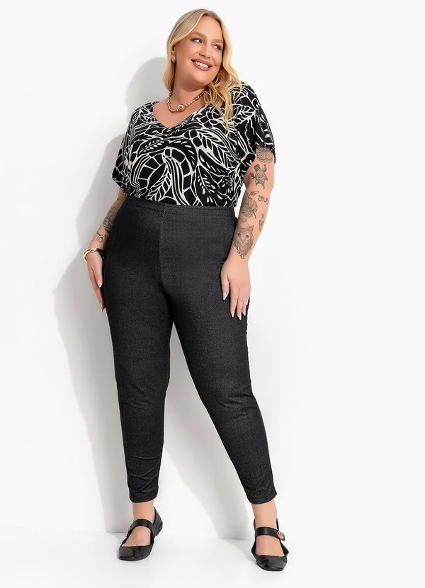 Marguerite - Blusa Folhagem Preta em Malha de Viscose 6